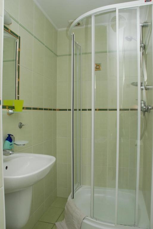 Apartamenty Domek Mysliwski Karpacz Rum bild