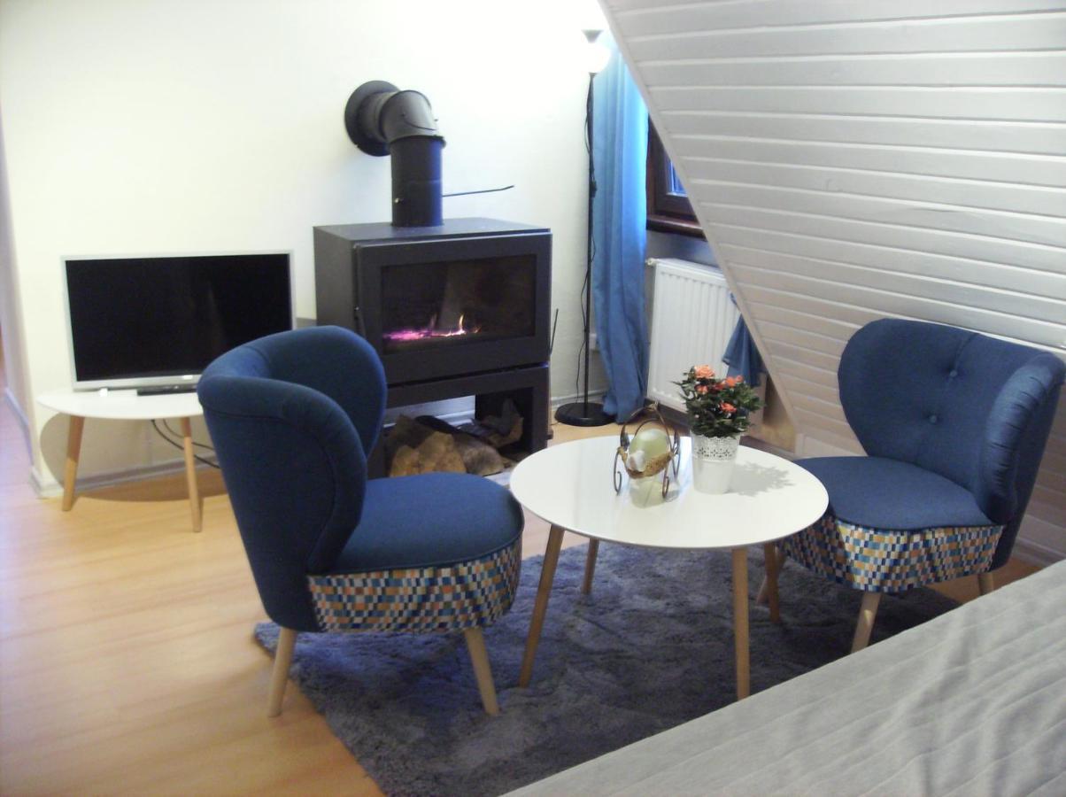 Apartamenty Domek Mysliwski Karpacz Exteriör bild
